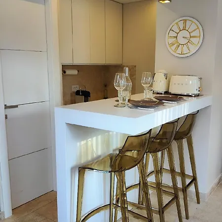 Apartamento Climatise, Terrasse, Parking Prive, 50m De La