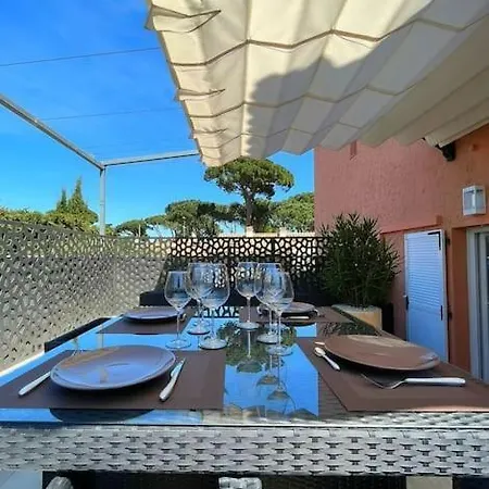 Climatise, Terrasse, Parking Prive, 50m De La * Saint-Tropez