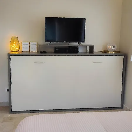 Apartment Climatise, Terrasse, Parking Prive, 50m De La *