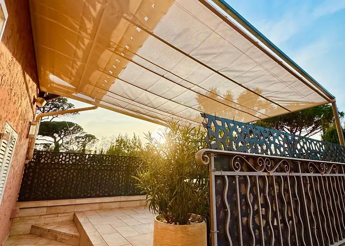 Climatise, Terrasse, Parking Prive, 50m De La Appartement