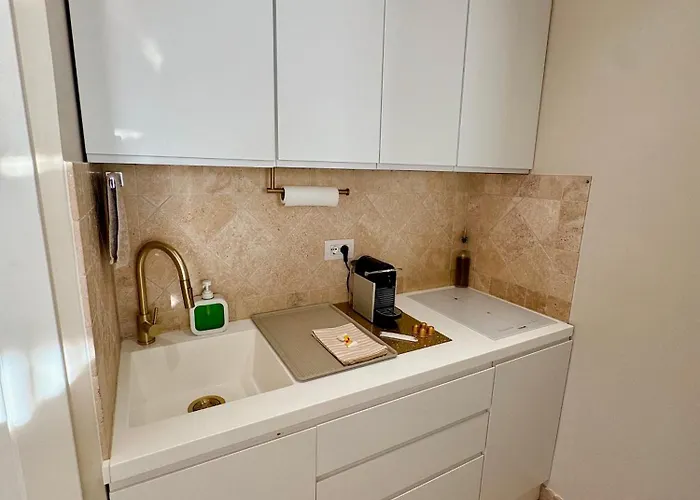Climatise, Terrasse, Parking Prive, 50m De La Appartement *